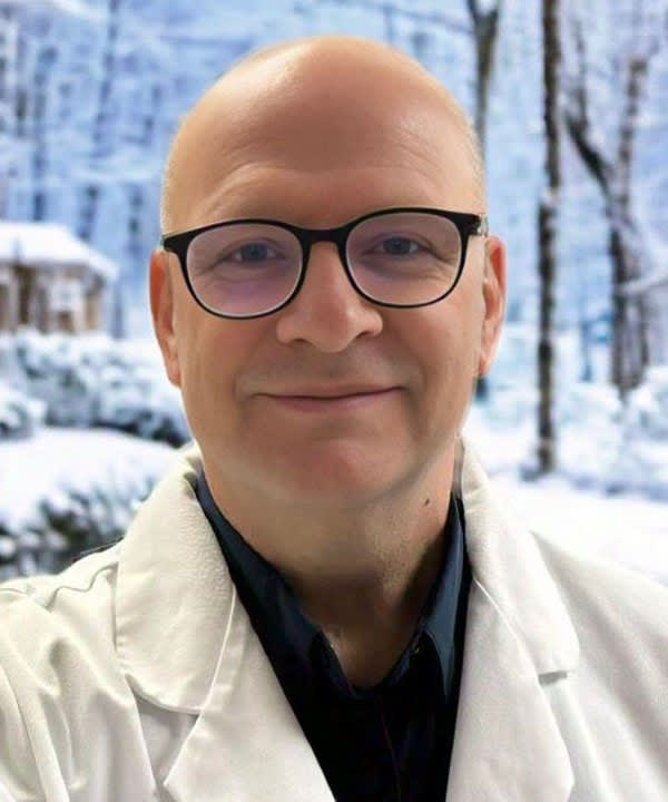 Dr. Carlos Rossetti, Orlando Veterinarian